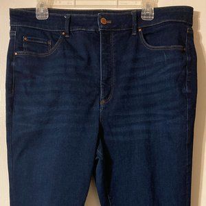 Loft Curvy Fit Jeans, Size 16